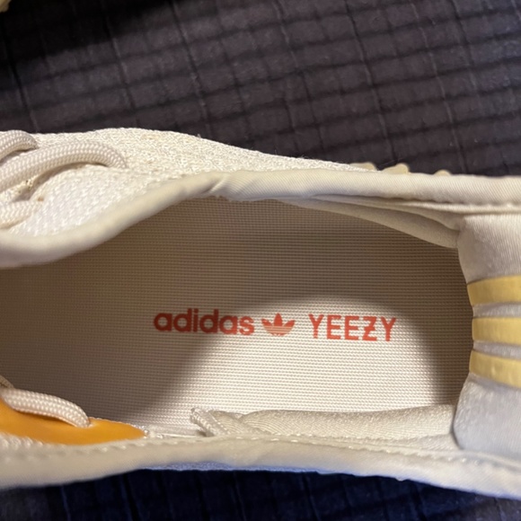 Adidas Yeezy 350V2
